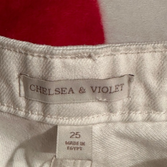 NWT Chelsea & Violet
Olivia Denim High Rise 5 Pocket Carpenter Jean - Picture 11 of 14
